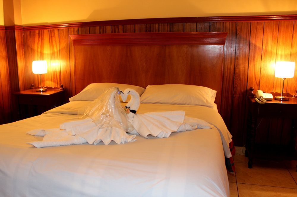 Hotel El Tumi 2 Huaraz  Bagian luar foto